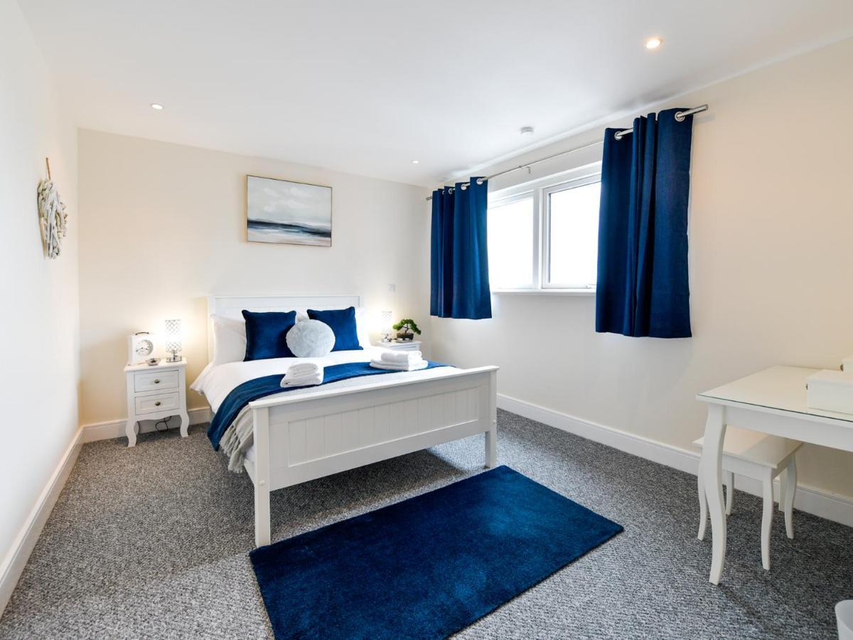 Marina - Sleeps 4 - Underground Parking *