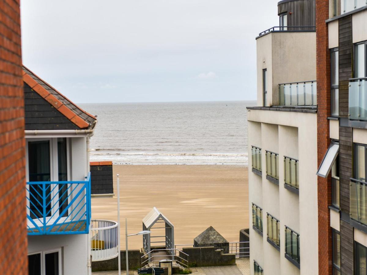 Marina - Sleeps 4 - Underground Parking * Swansea