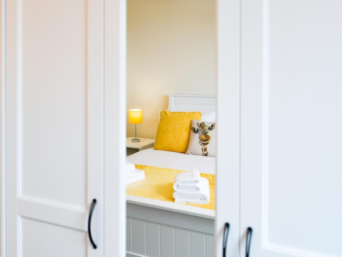 Marina - Sleeps 4 - Underground Parking *